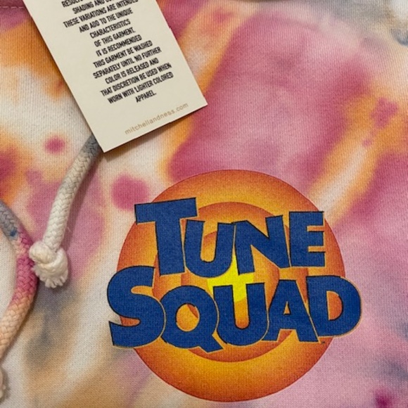 Mitchell & Ness Space Jam Tune Squad Retro Tie Dye Hoodie NWT - Picture 2 of 7